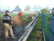 Stavba opěrné zdi u zahrady školy 2017